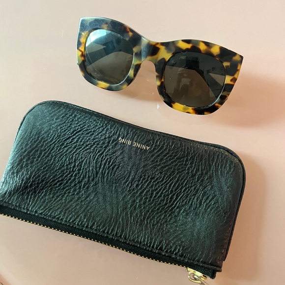 Anine Bing tortoise sunglasses - Picture 1 of 2